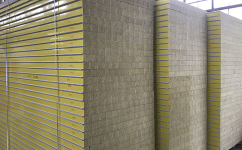 橫裝巖棉板的優(yōu)點有哪些？